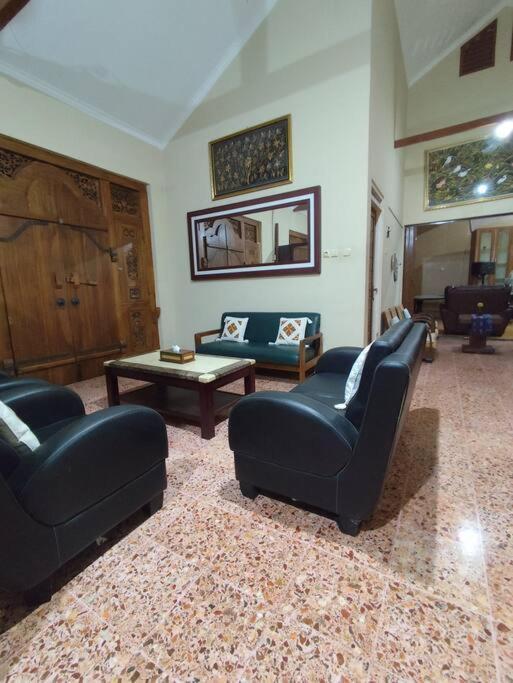 Niki Mawon Homestay Kejayan Exterior foto